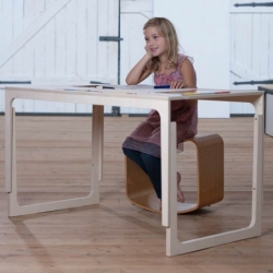 VACLAV Desk - Table & Desk - Child - Silvera Uk