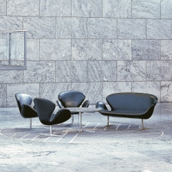 CYGNE Cuir - Easy chair - Designer Furniture - Silvera Uk