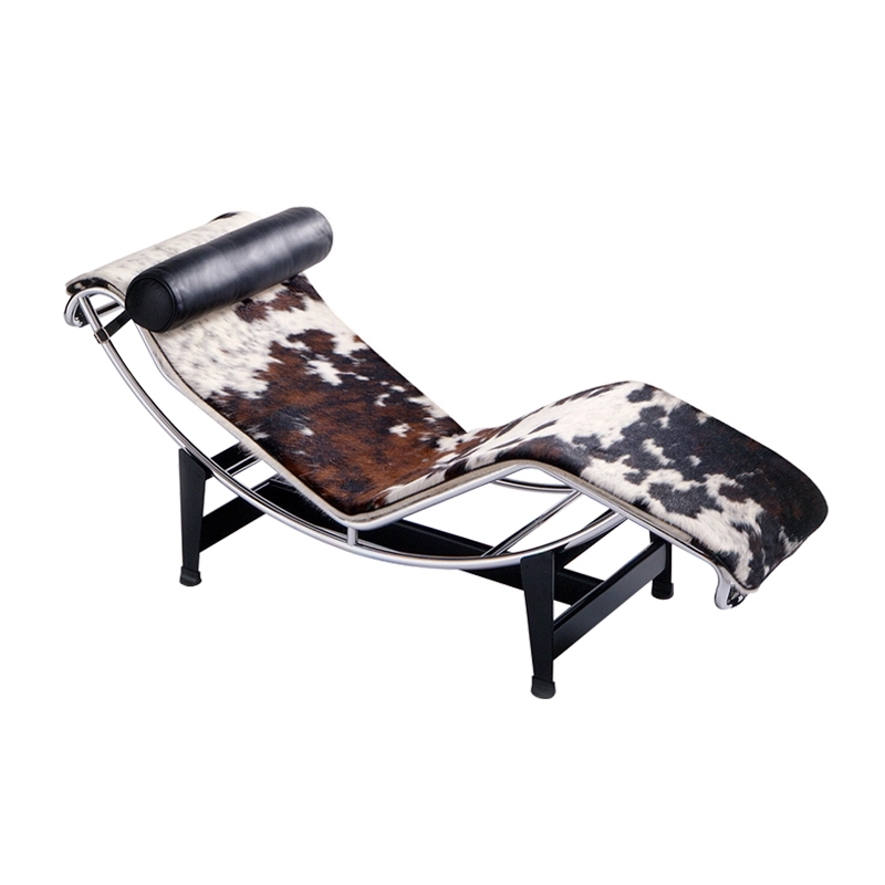 sunlounger LC4 spotted skin - Easy chair - Designer Furniture - Silvera Uk